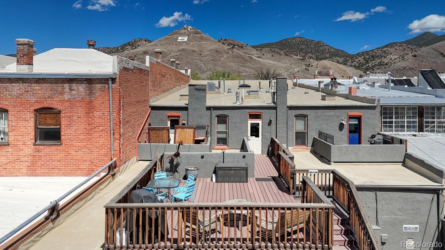 119 E 1st Street Unit: C3