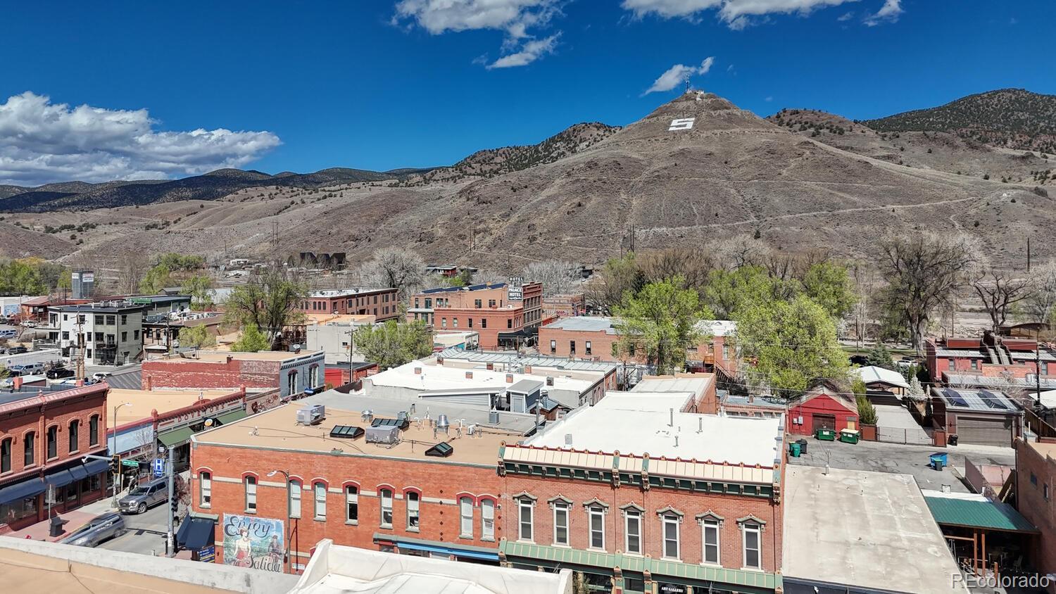 119 E 1st Street Unit: C3