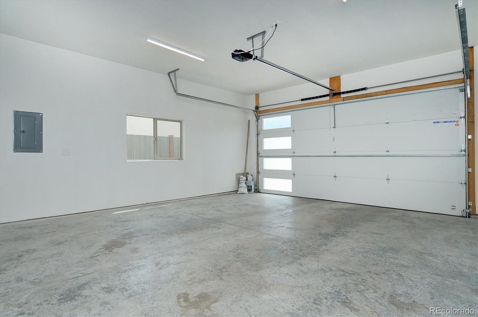 1135 Agate Lane