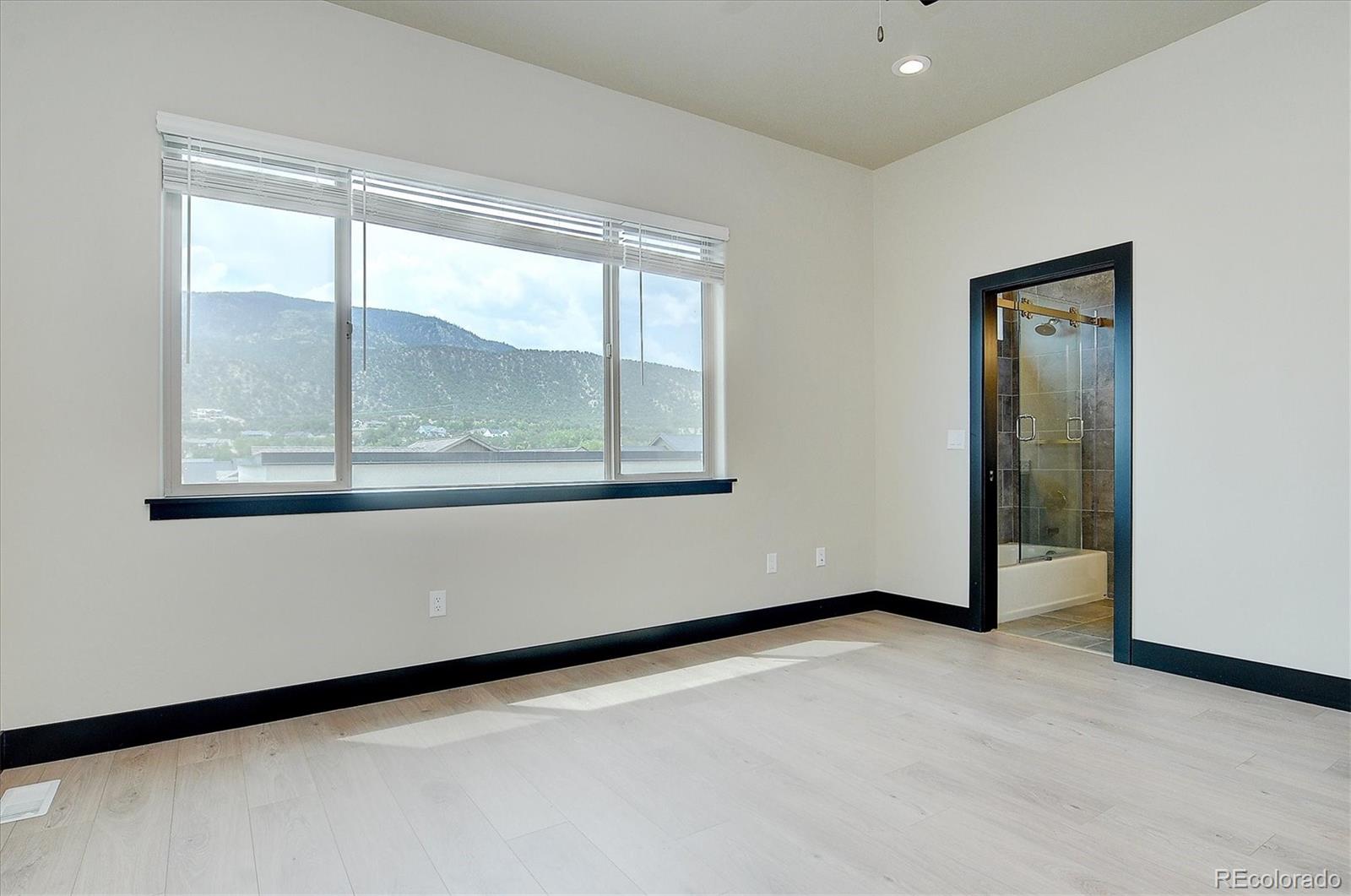 1135 Agate Lane