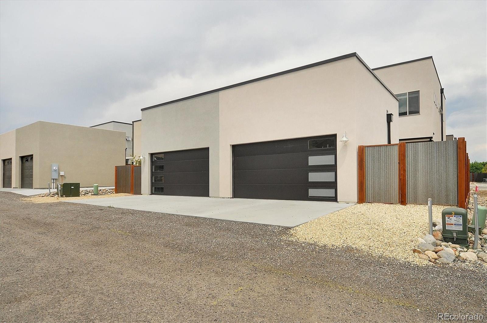1135 Agate Lane