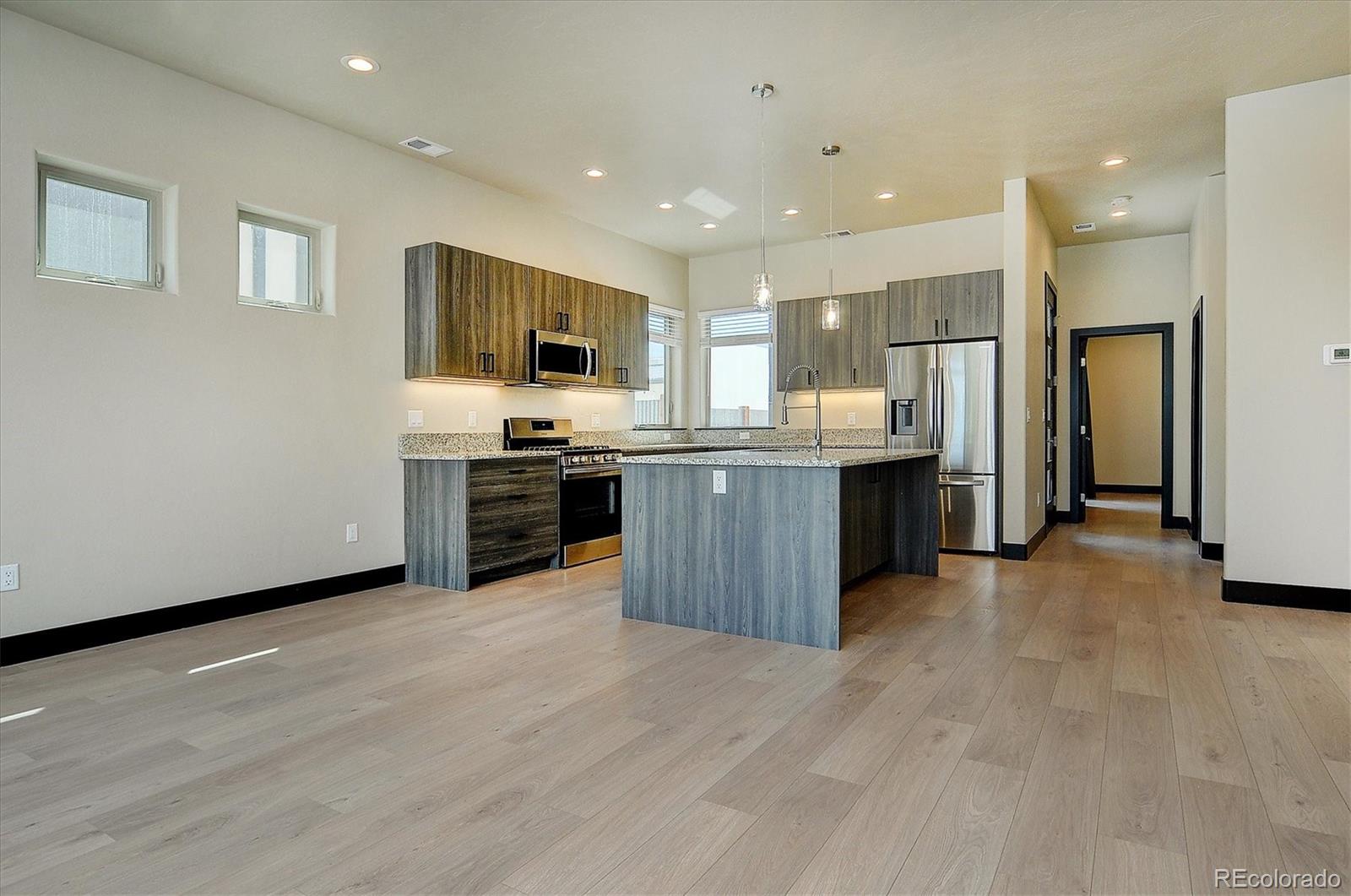 1135 Agate Lane