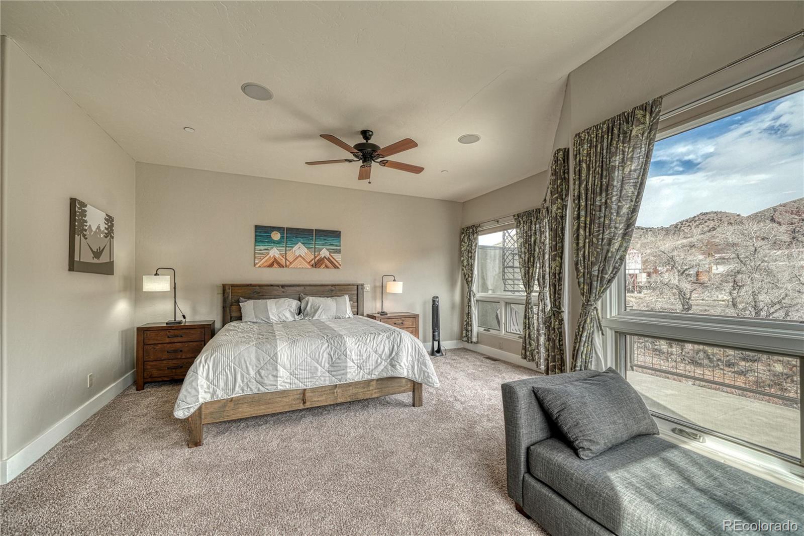 536 E First Street Unit: O