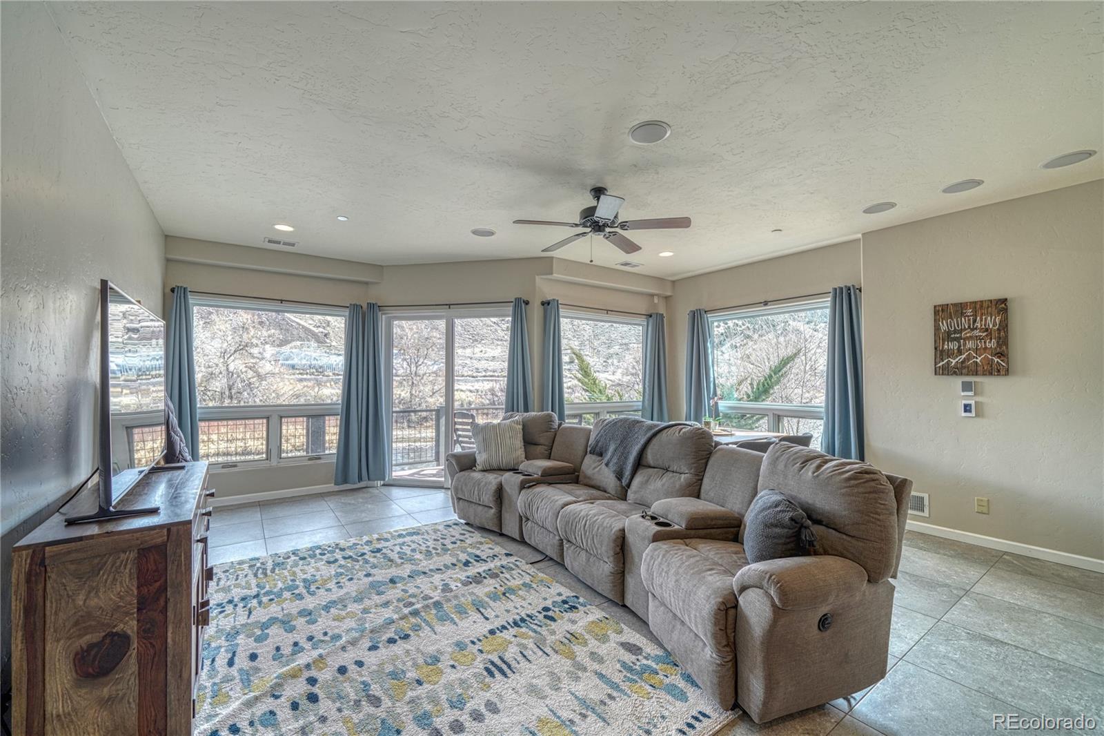 536 E First Street Unit: O