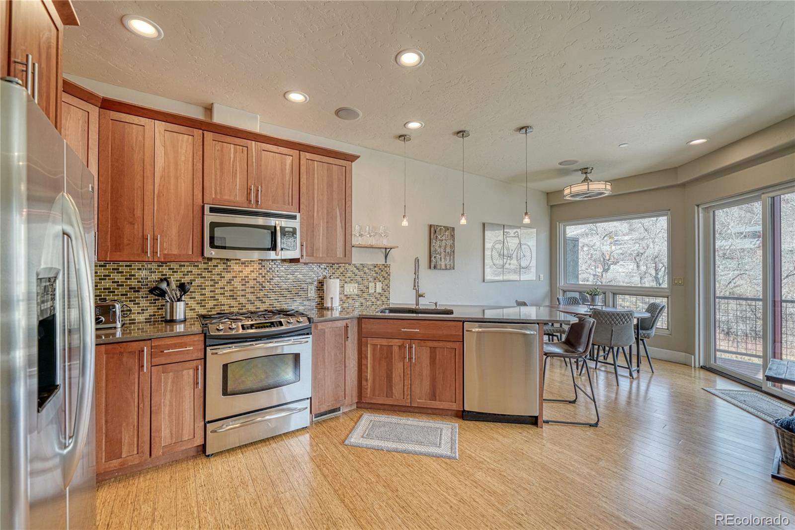 536 E First Street Unit: O