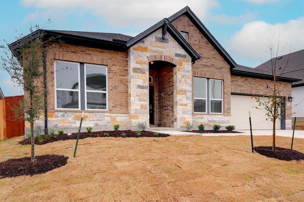 156 Twistleaf DR
