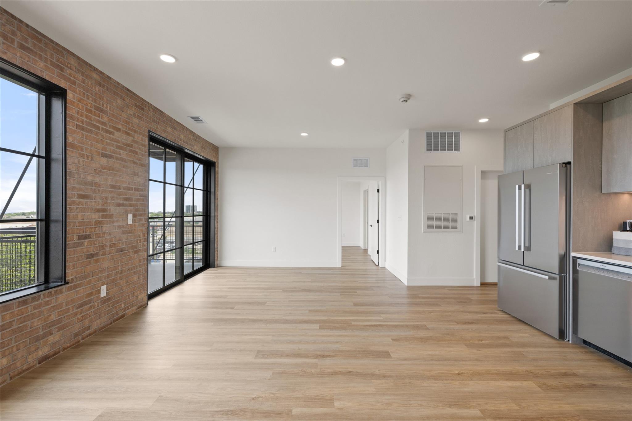 4315 S Congress Ave # 532