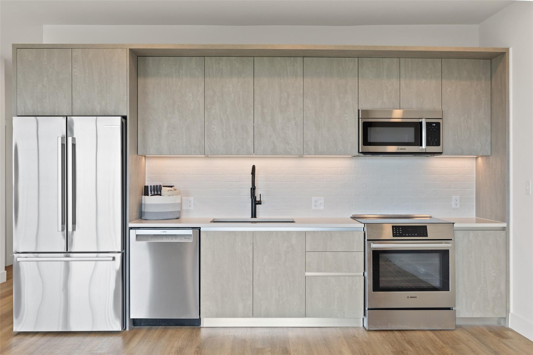 4315 S Congress Ave # 532