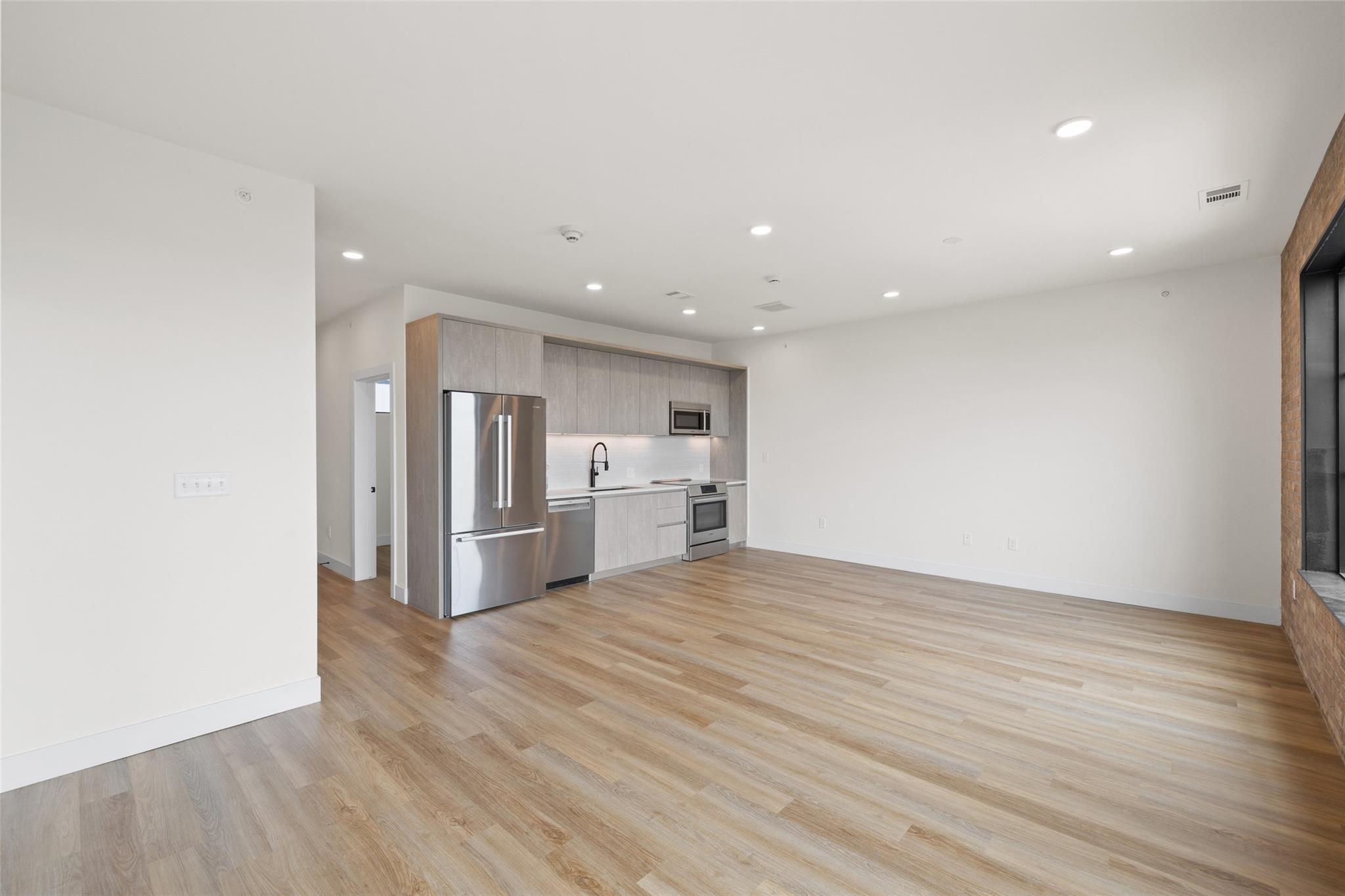 4315 S Congress Ave # 532