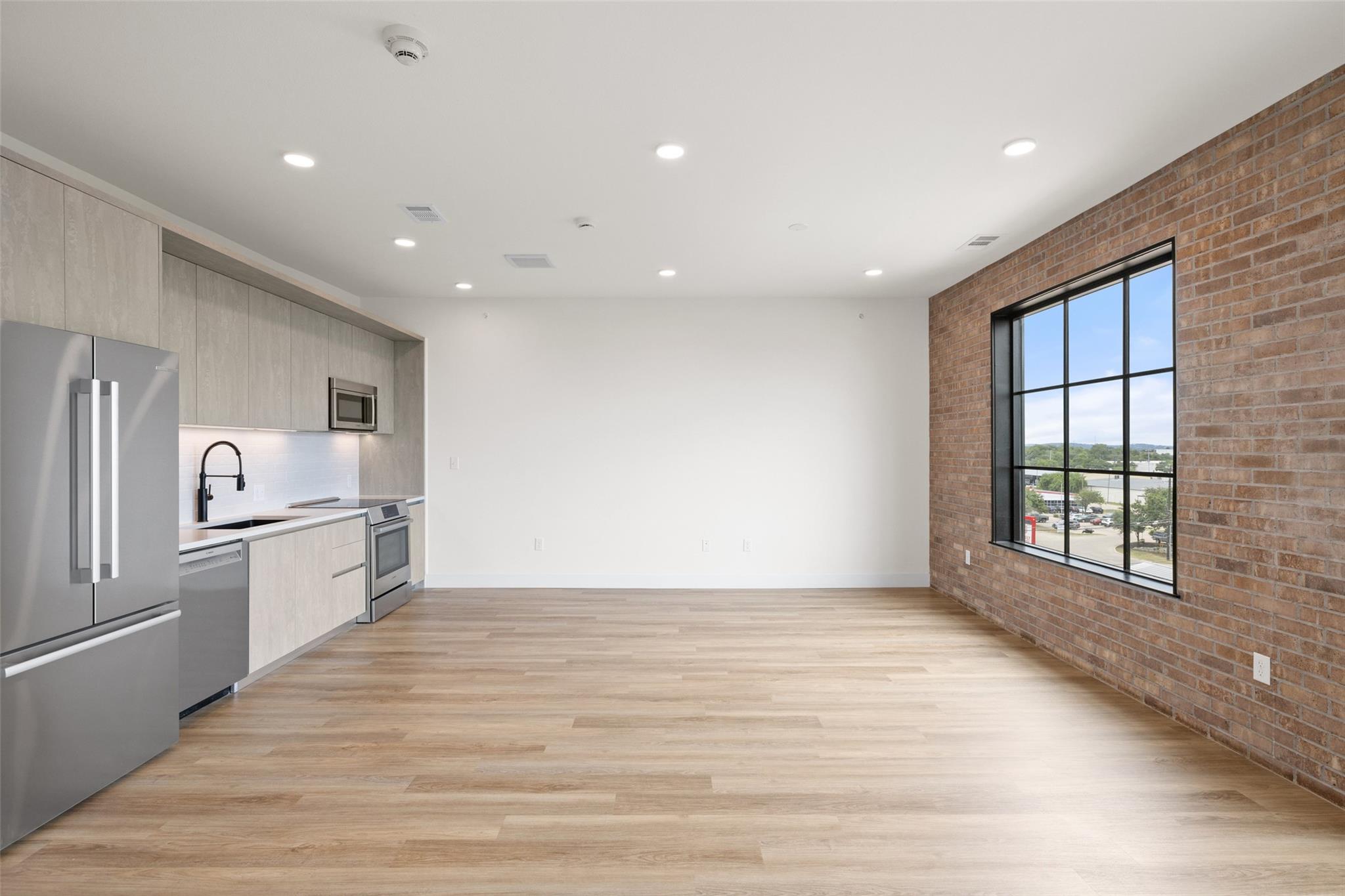 4315 S Congress Ave # 532