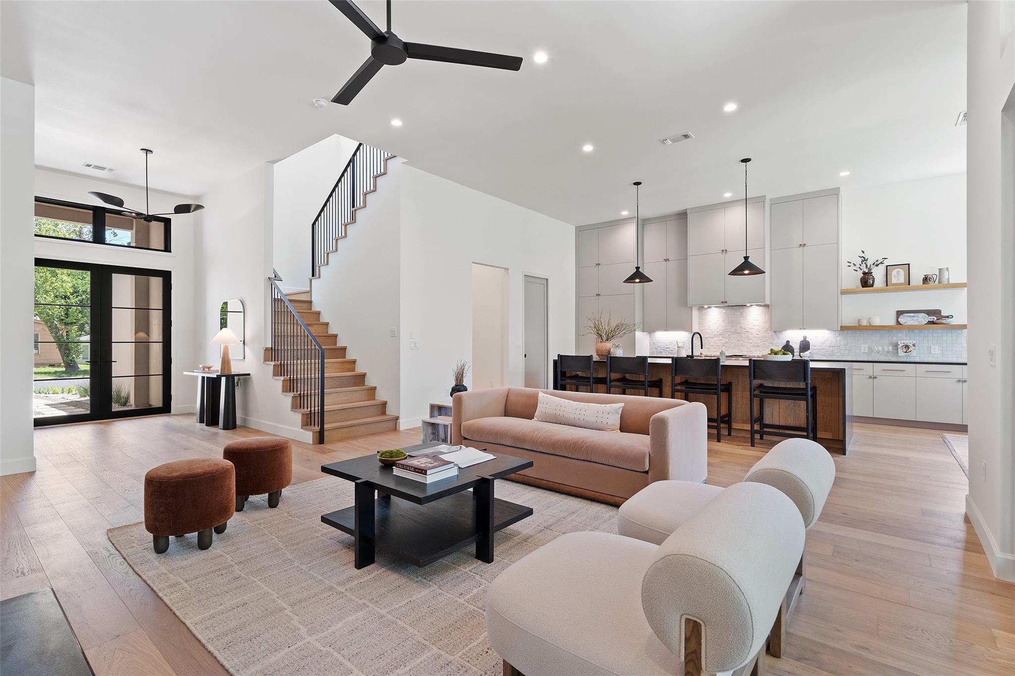5218 Valley Oak DR