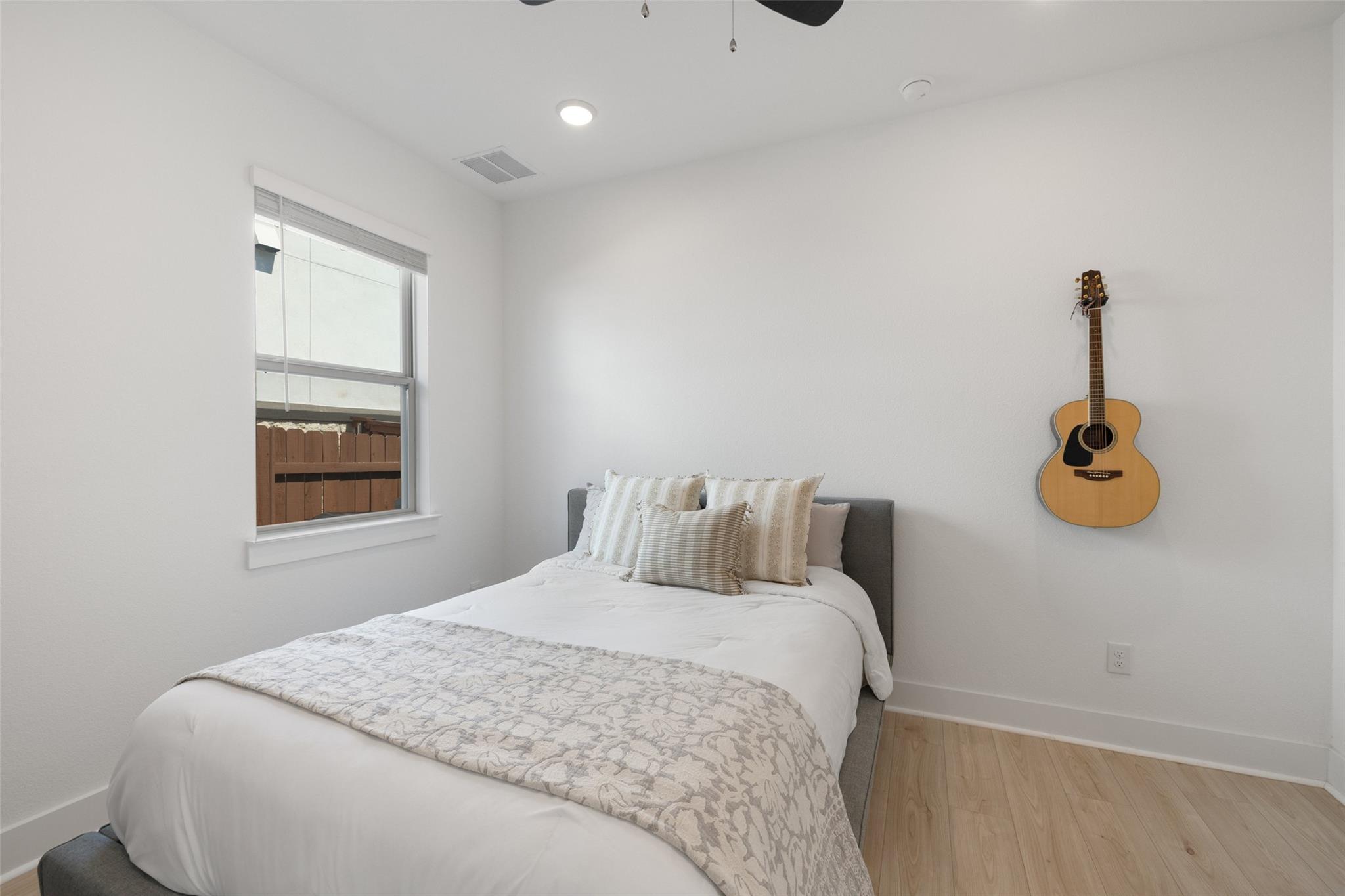 2324 Giona PL