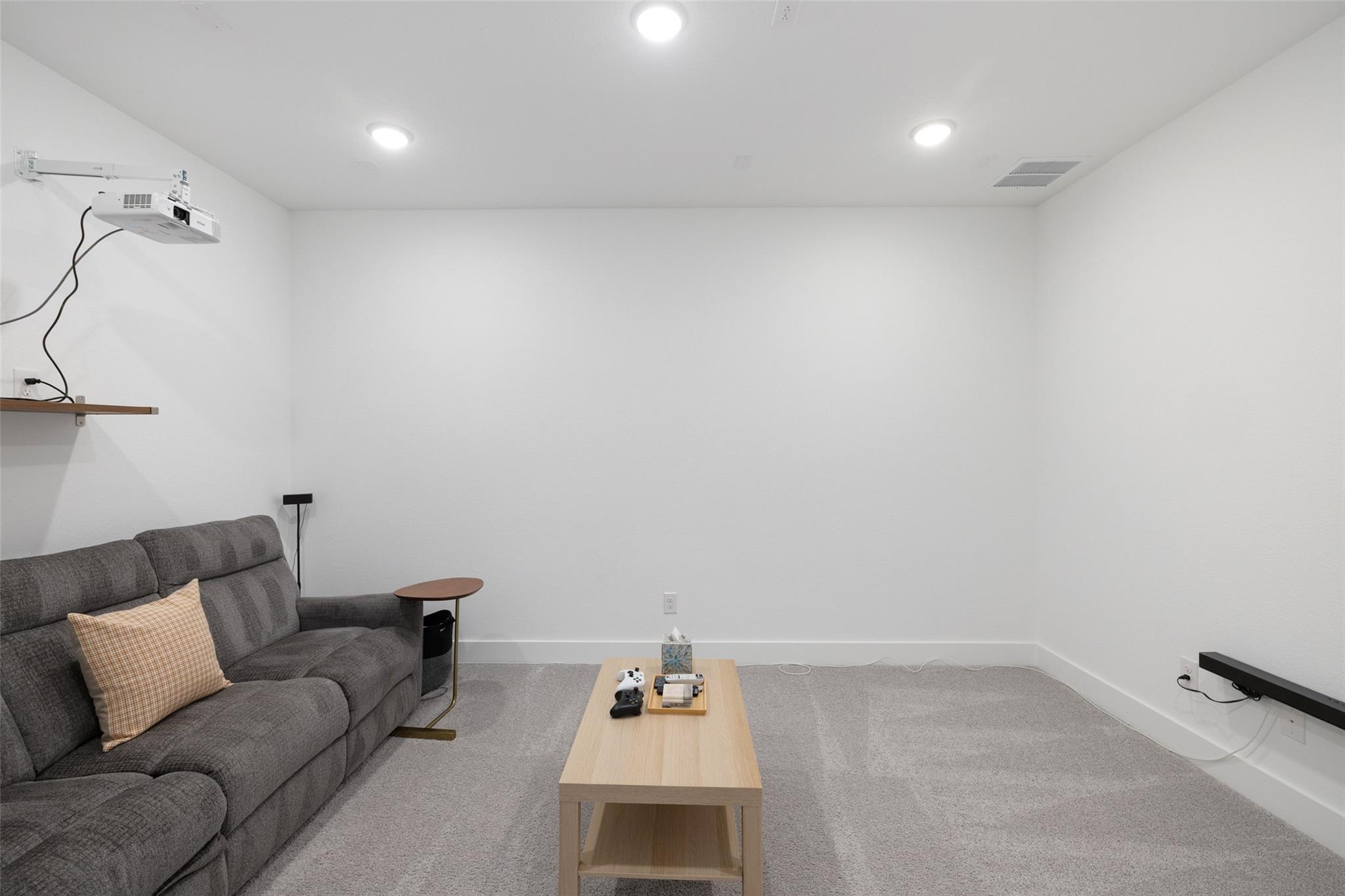 2324 Giona PL