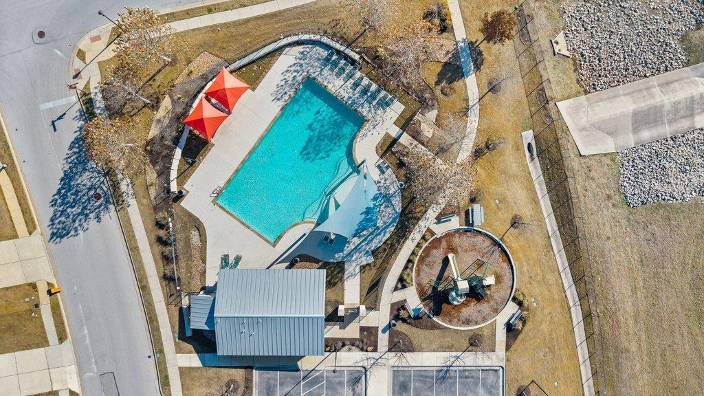 11304 Running Brush LN