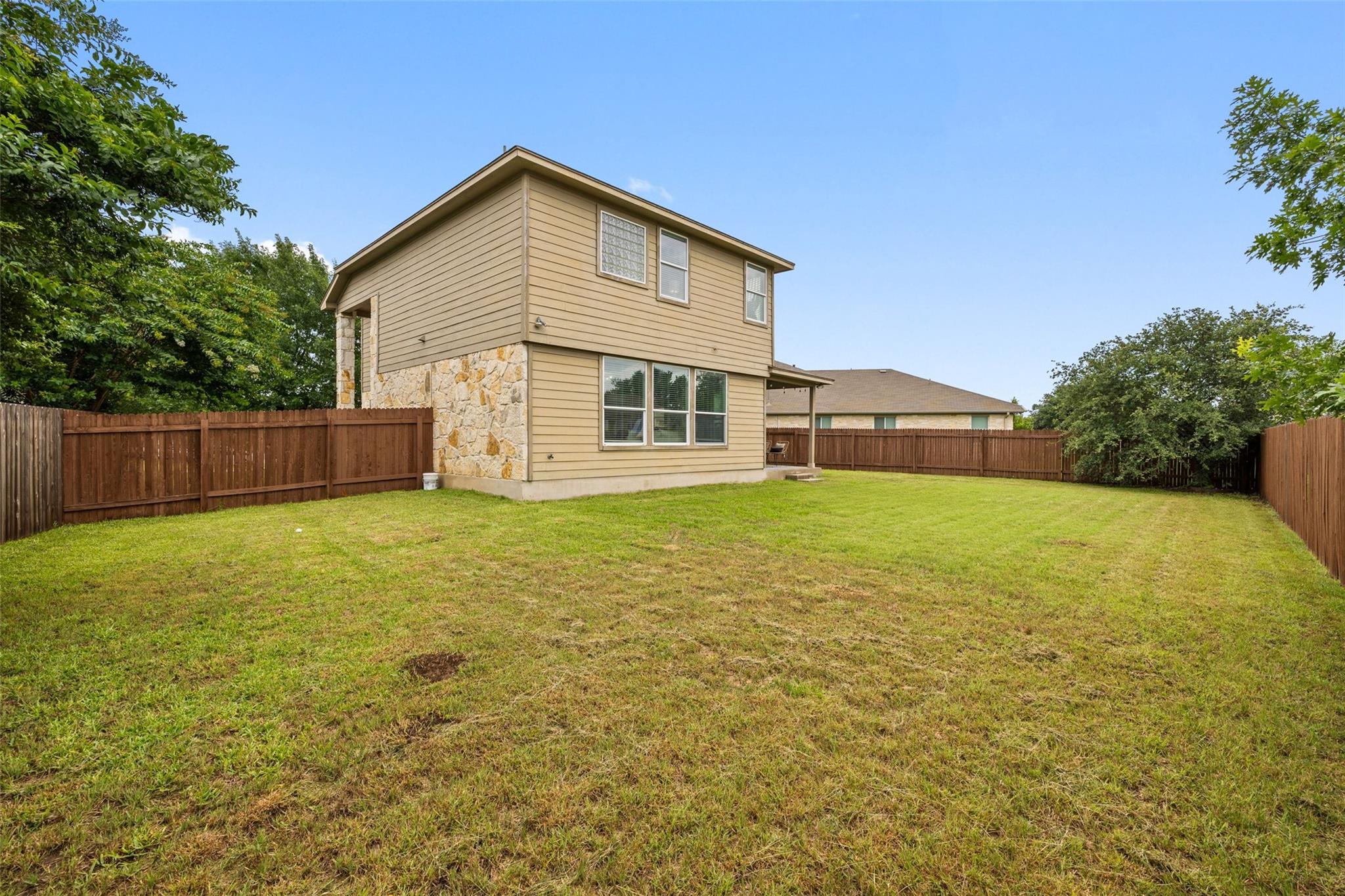 11304 Running Brush LN