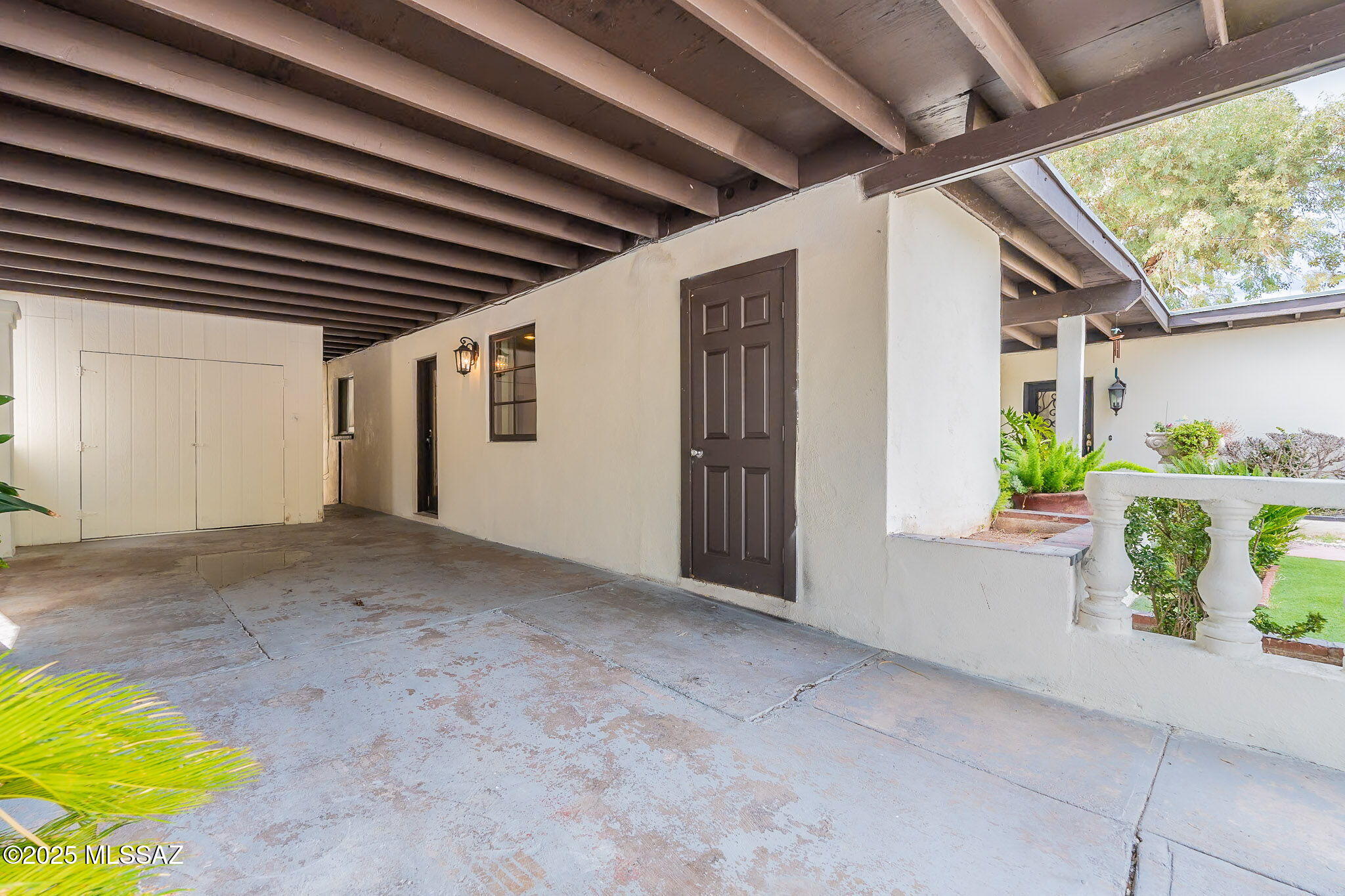 2287 N Calle Empalme