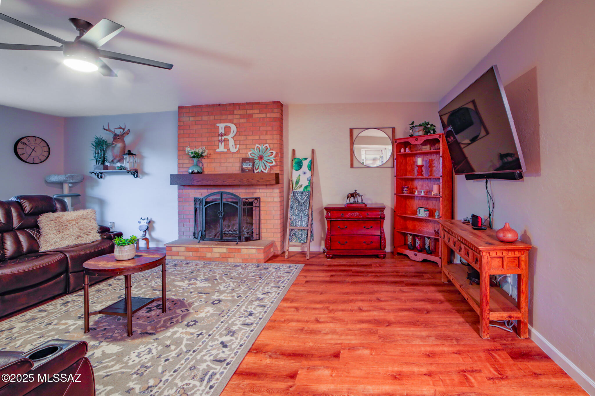 2839 W Calle Arandas