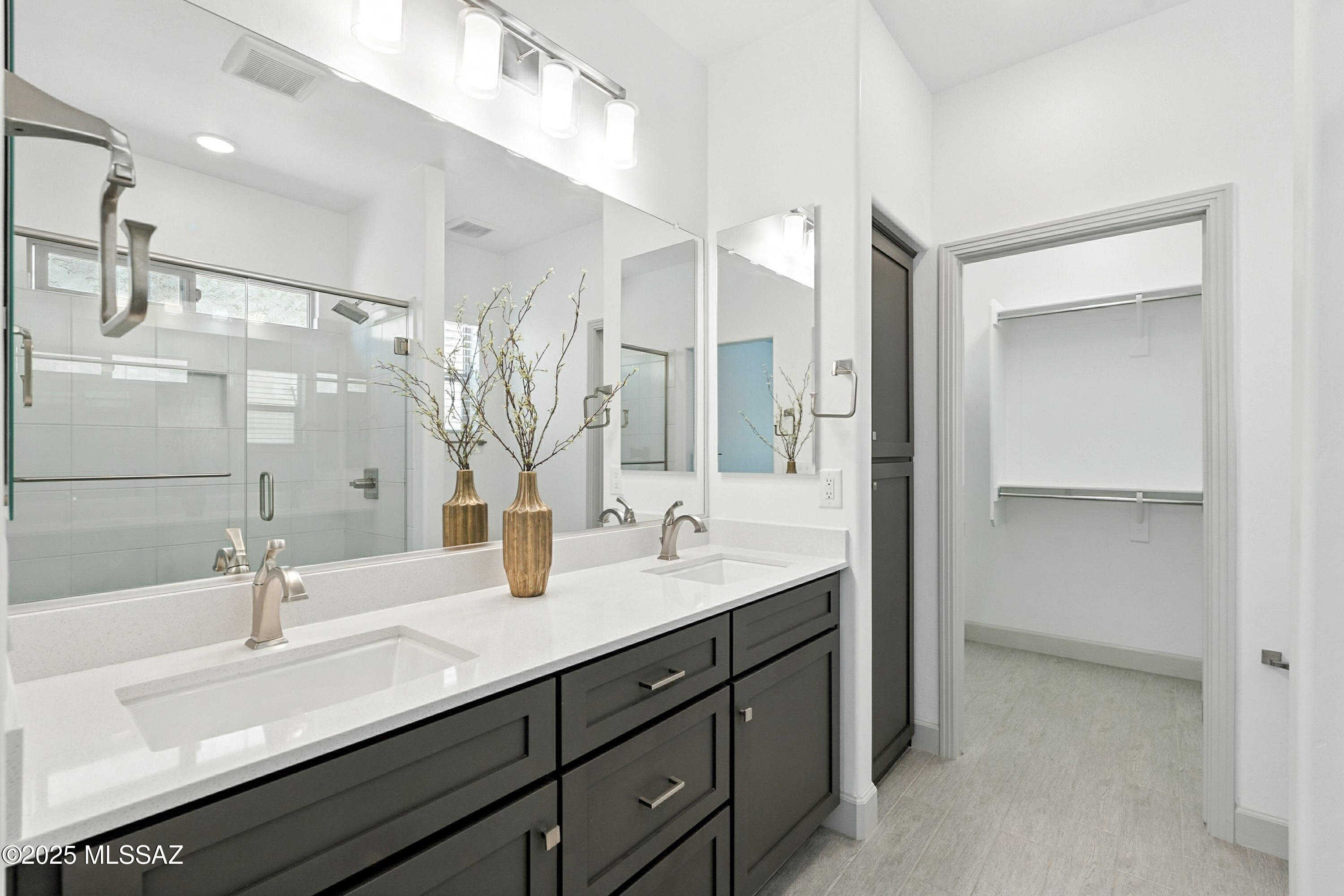 1156 N Broken Hills Drive