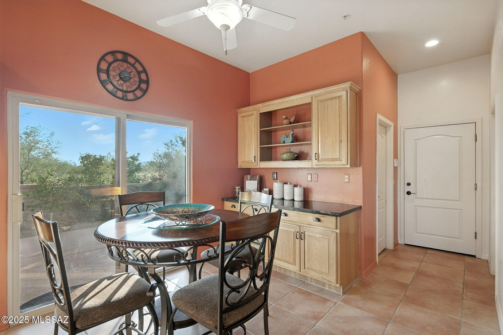 1072 E Cave Canyon Place