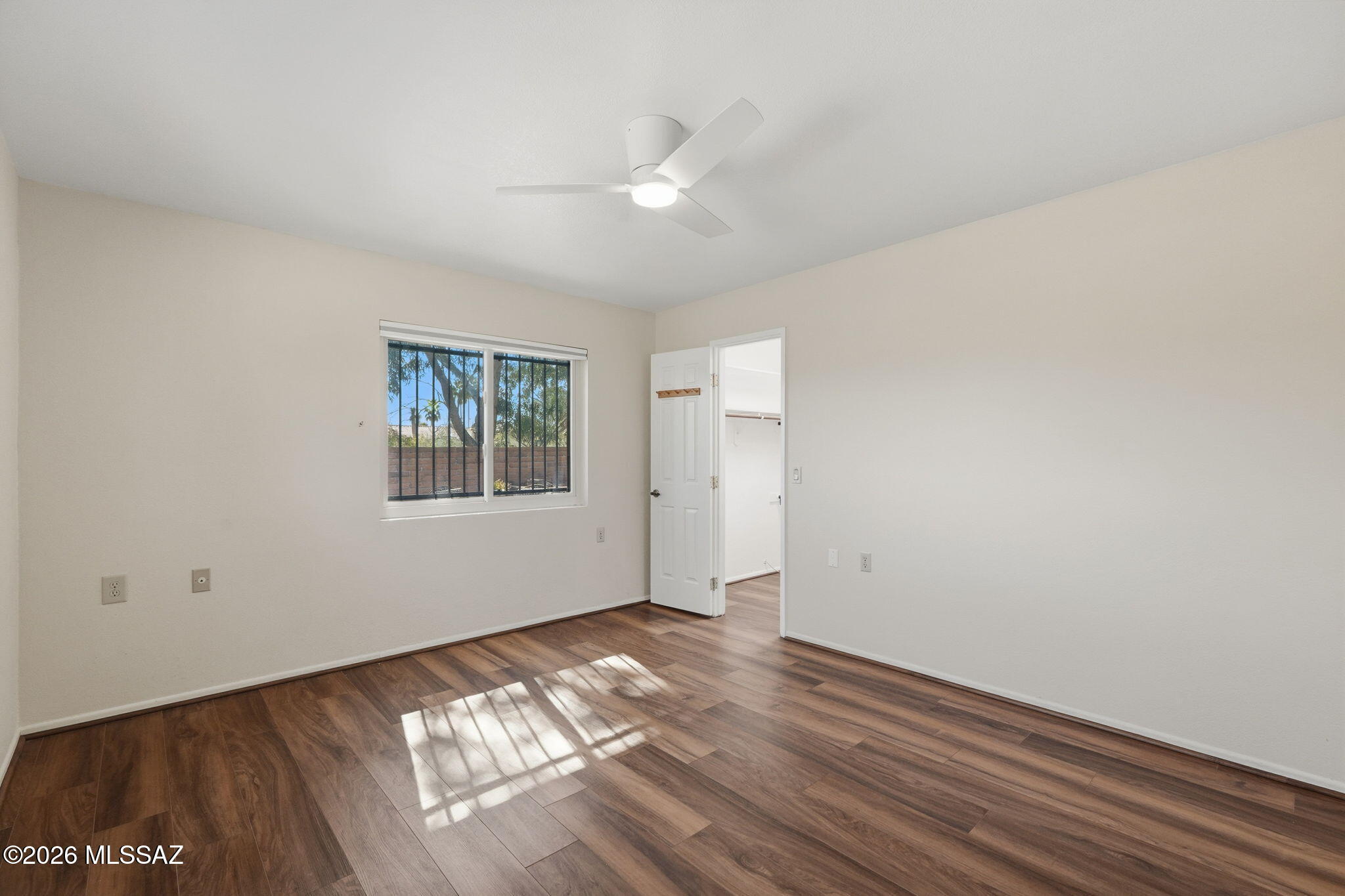 851 W Calle De Emilia