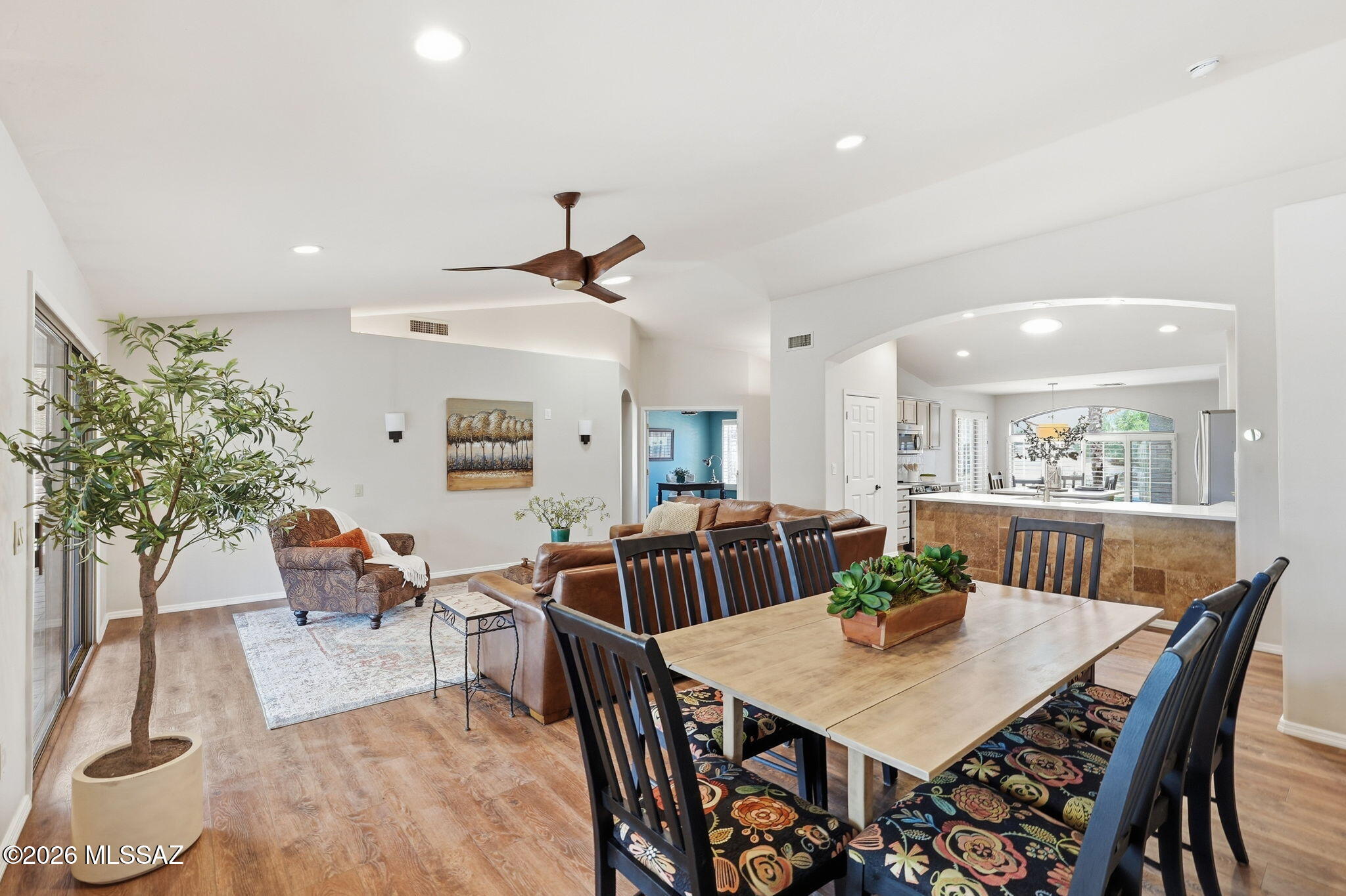 1950 E Desert Lark Ps E