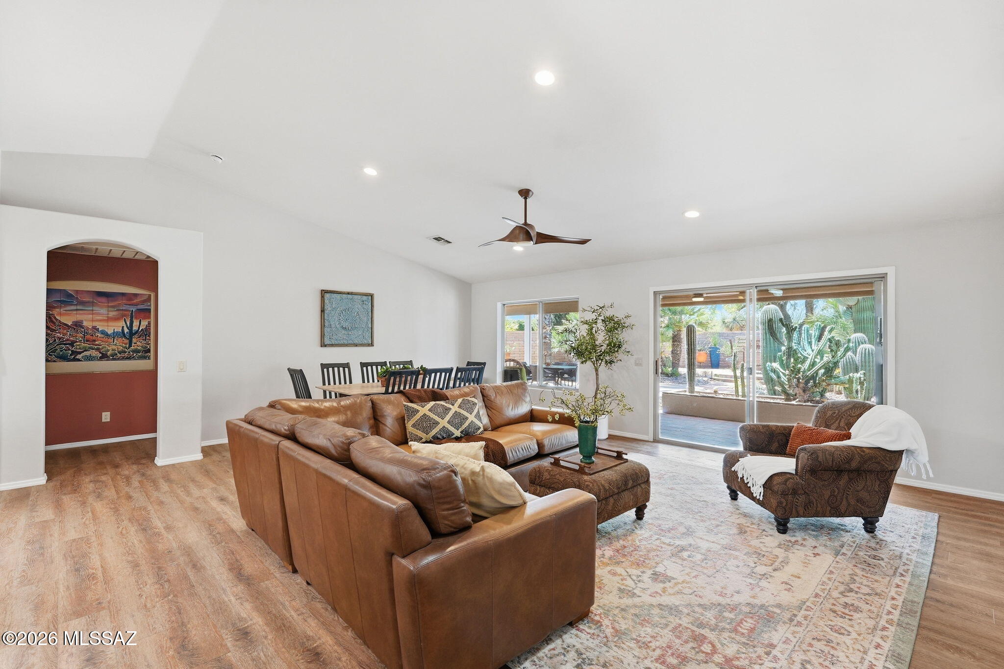 1950 E Desert Lark Ps E