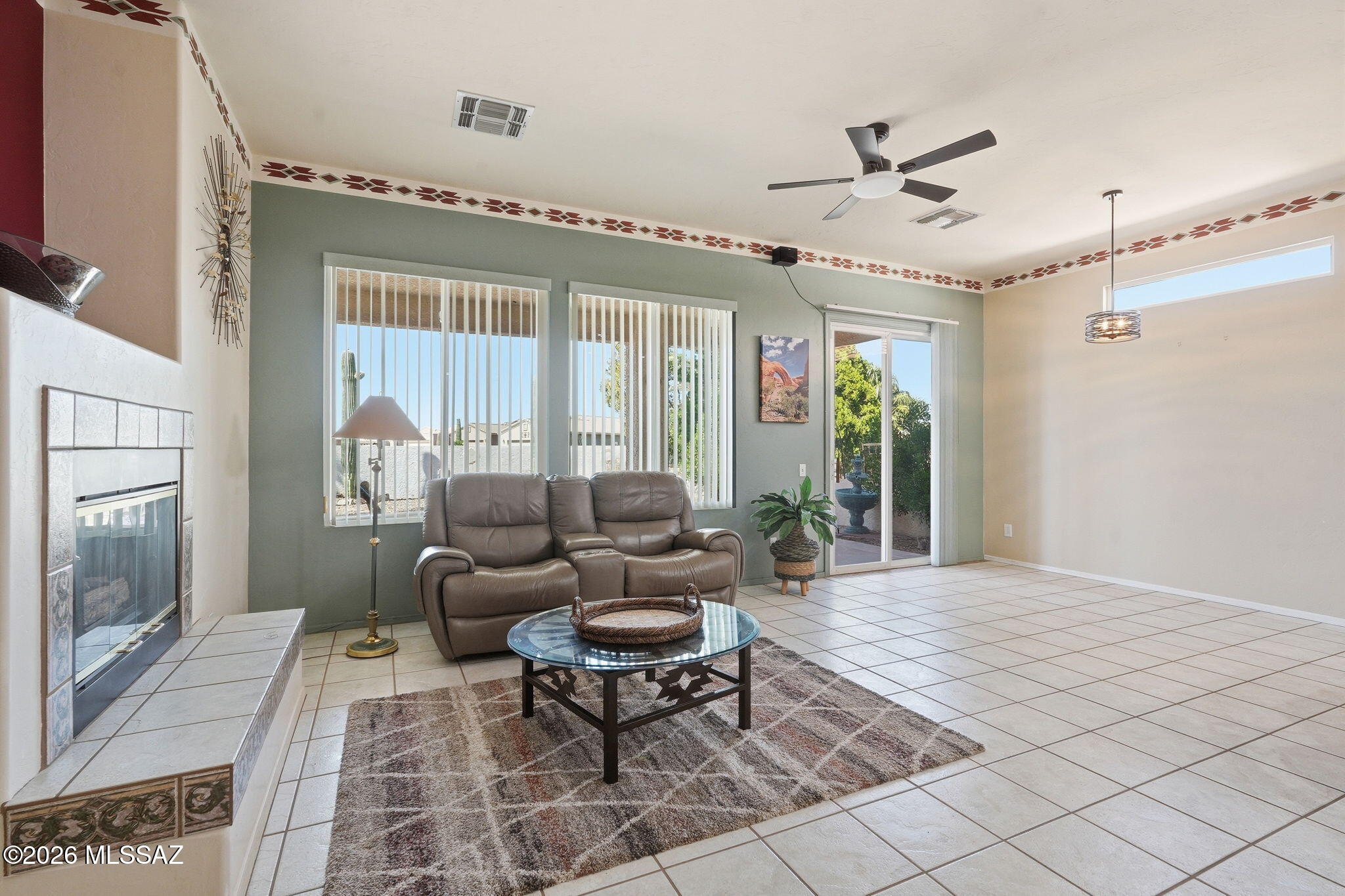 306 W Continental Vista Place