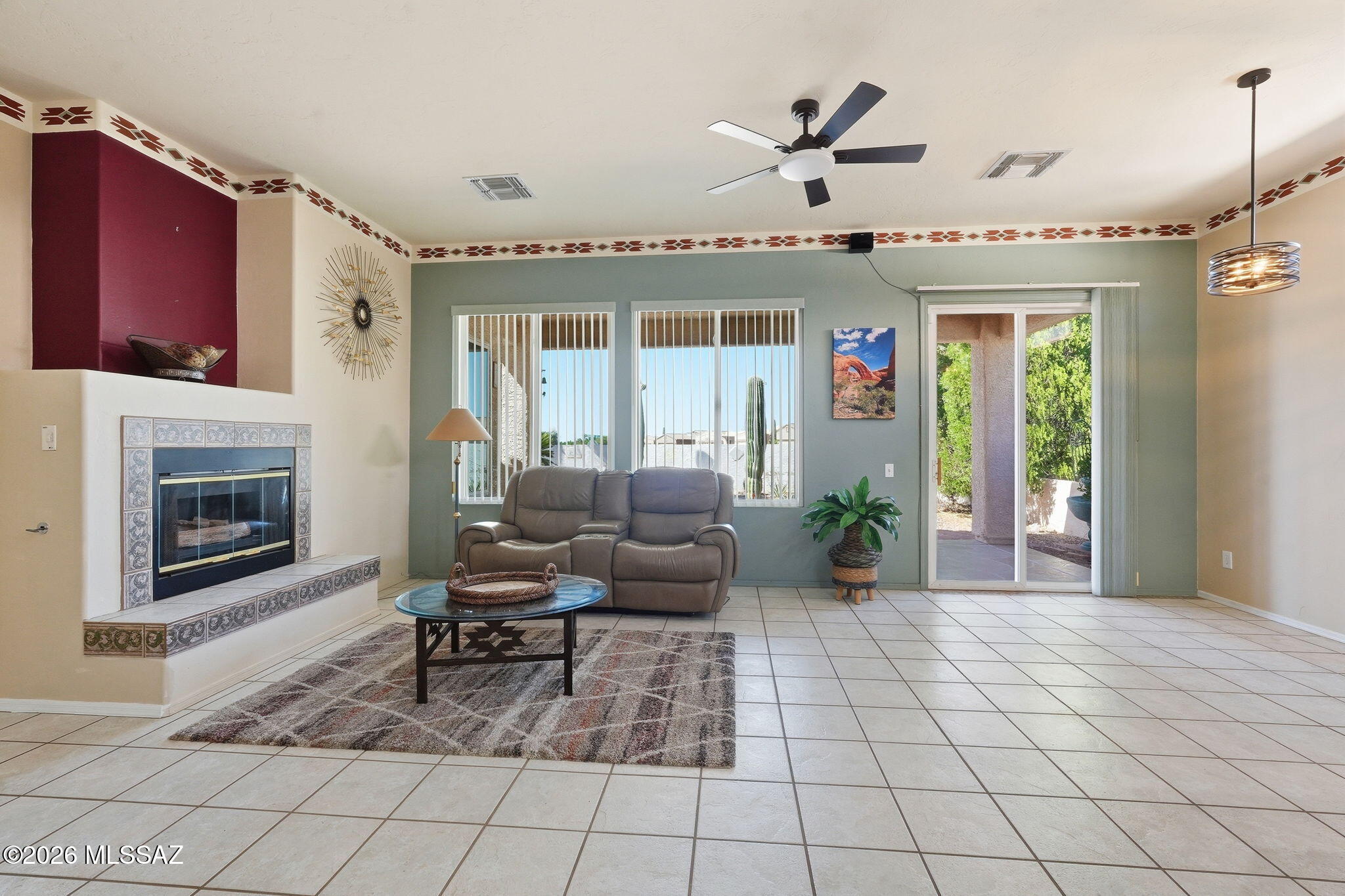 306 W Continental Vista Place