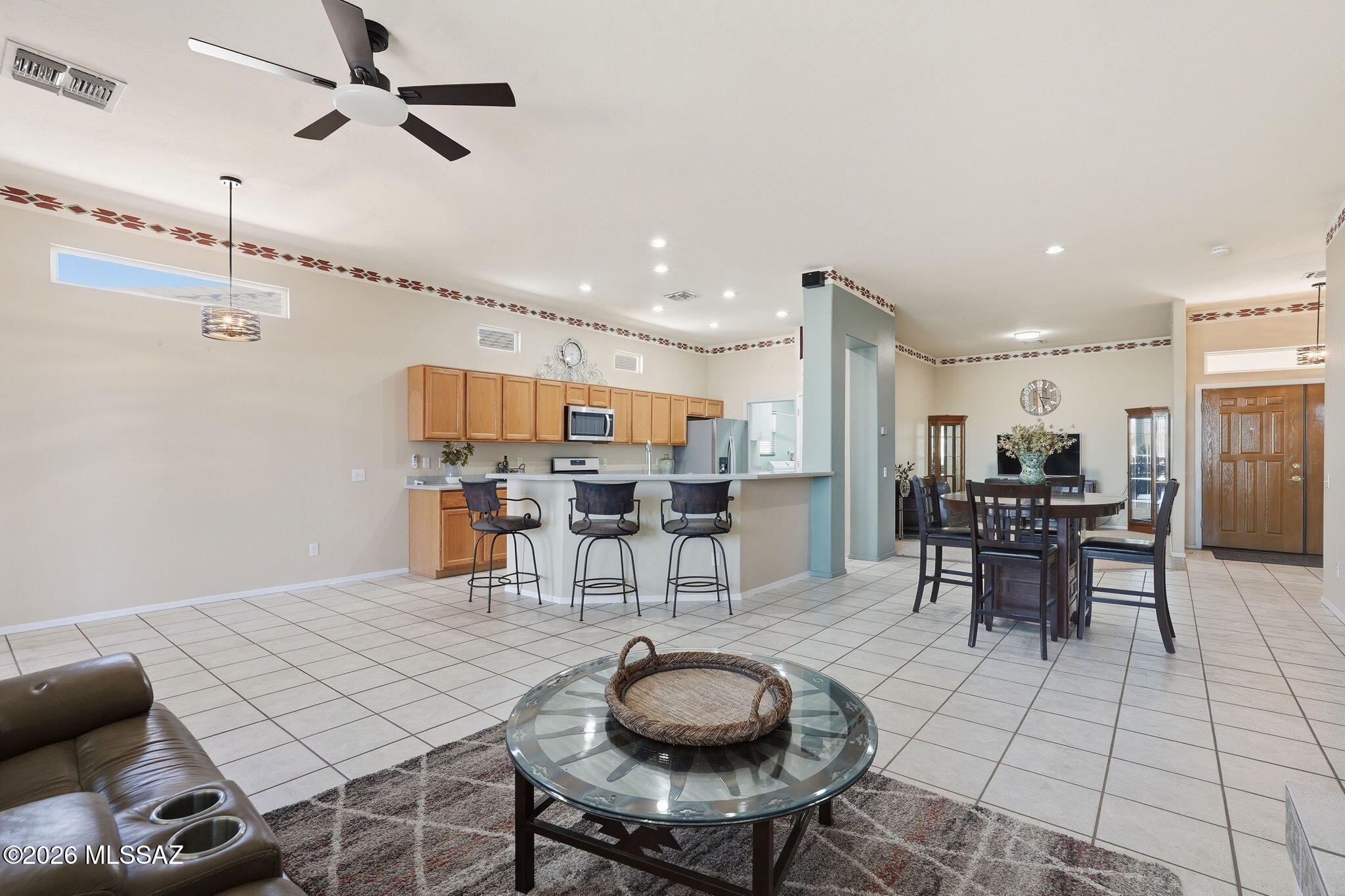 306 W Continental Vista Place