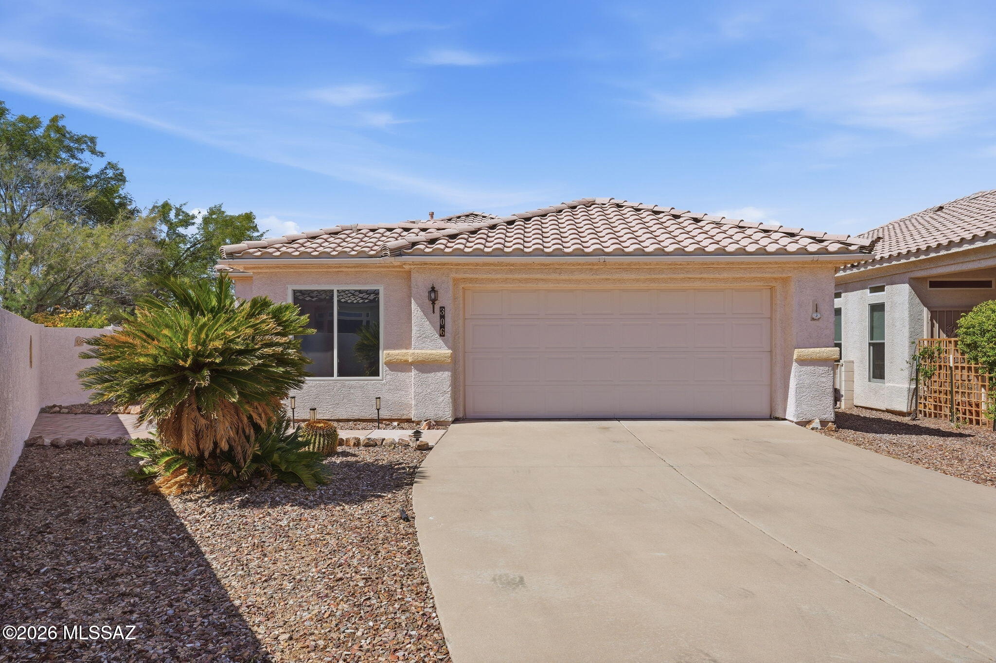 306 W Continental Vista Place