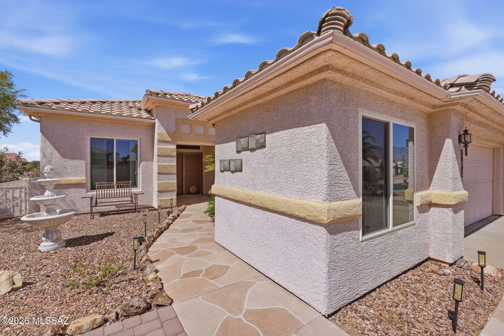306 W Continental Vista Place