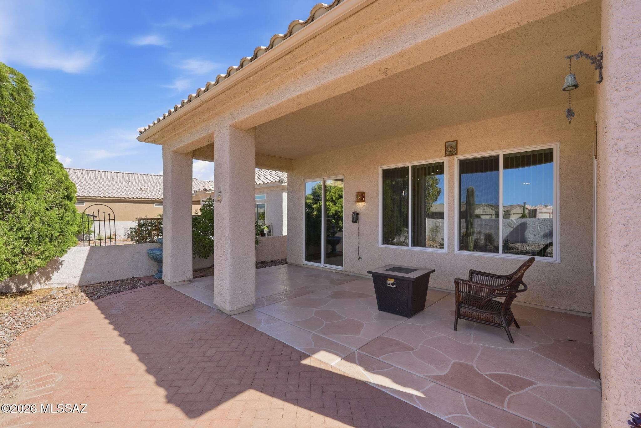 306 W Continental Vista Place