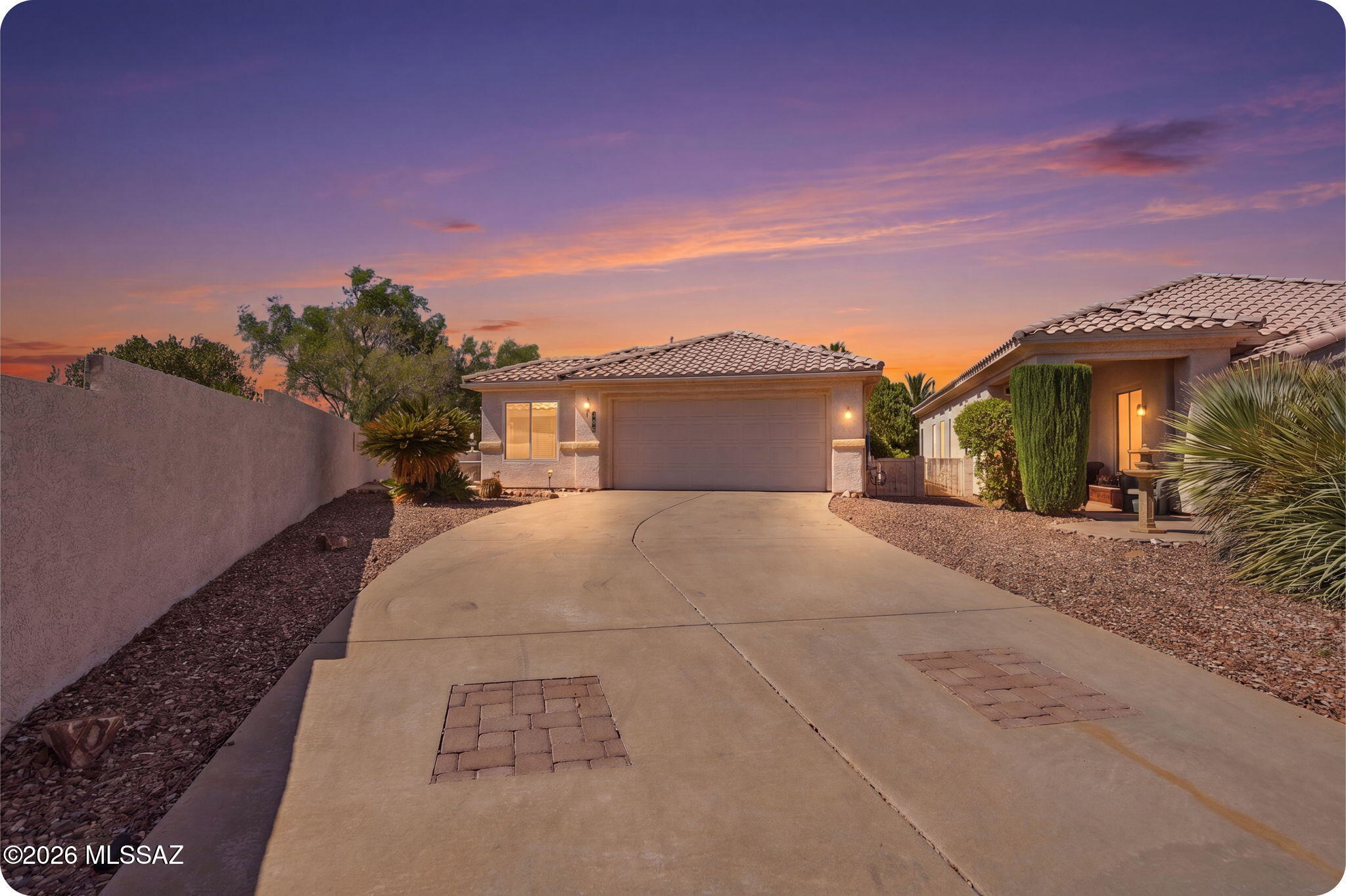 306 W Continental Vista Place