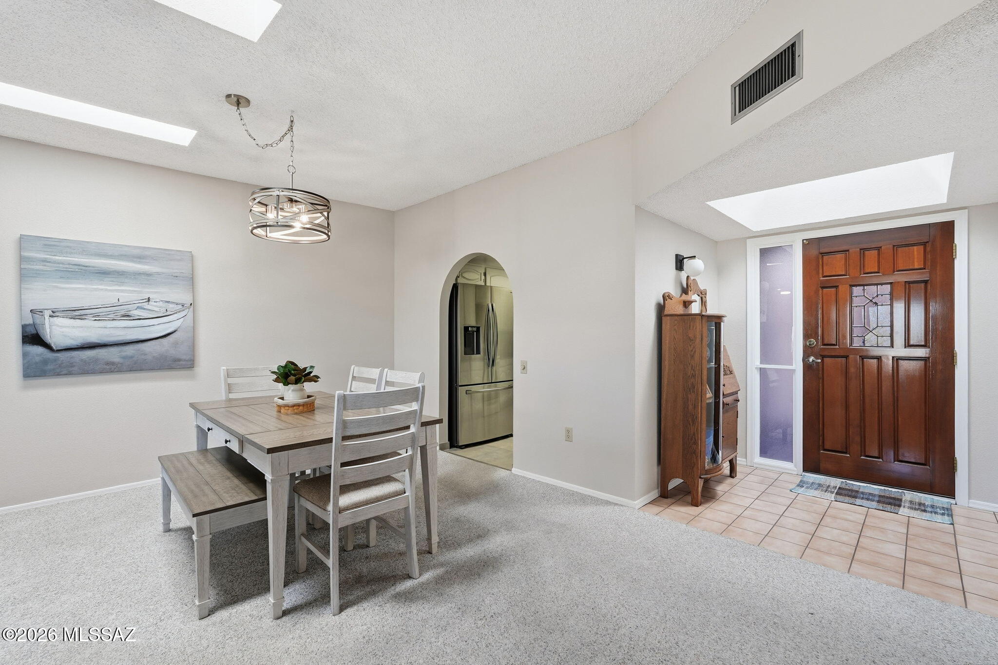 1040 W Camino Del Pato