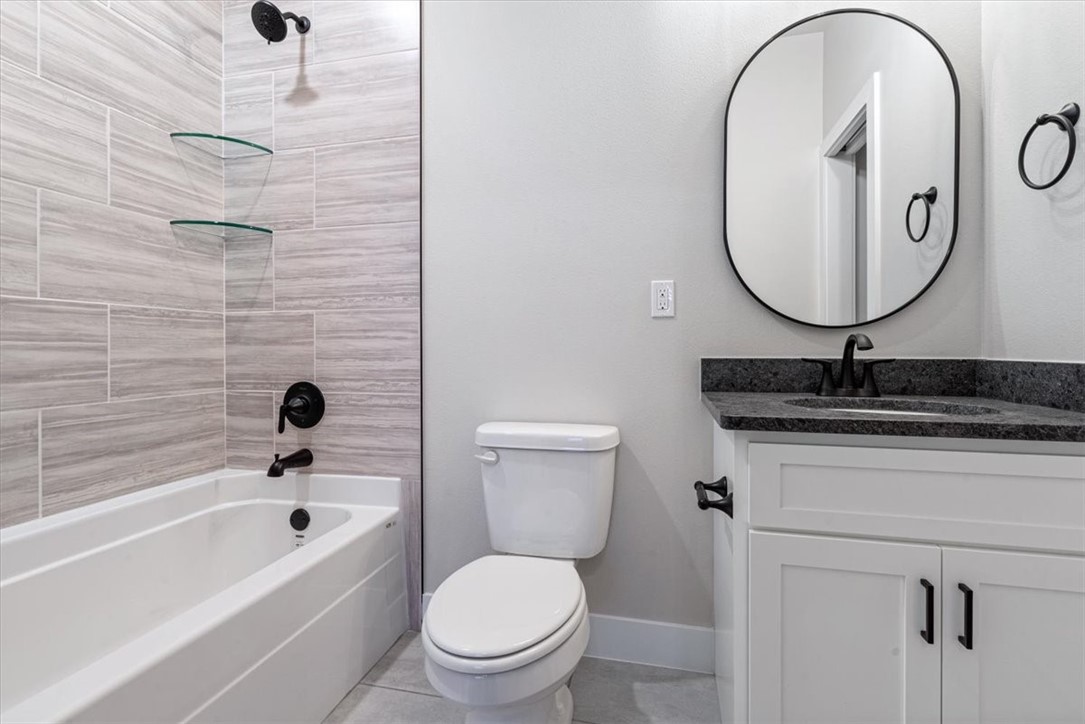 1271 Red Maple Street