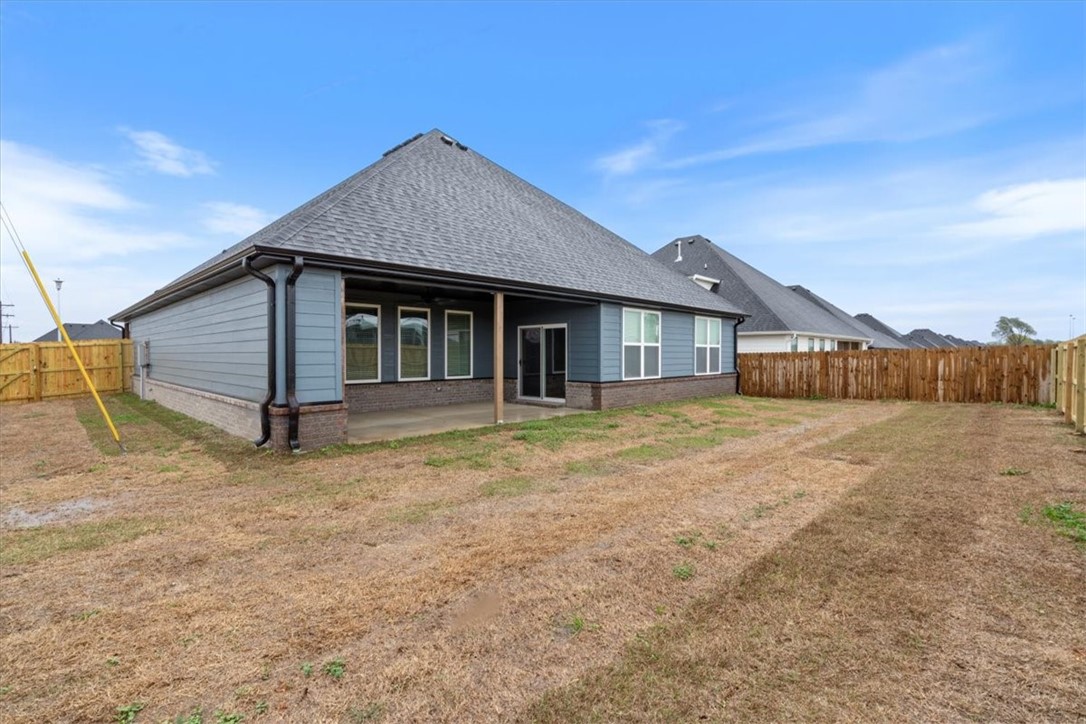 1271 Red Maple Street