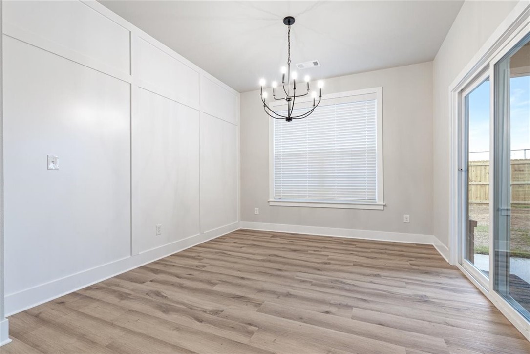 1271 Red Maple Street