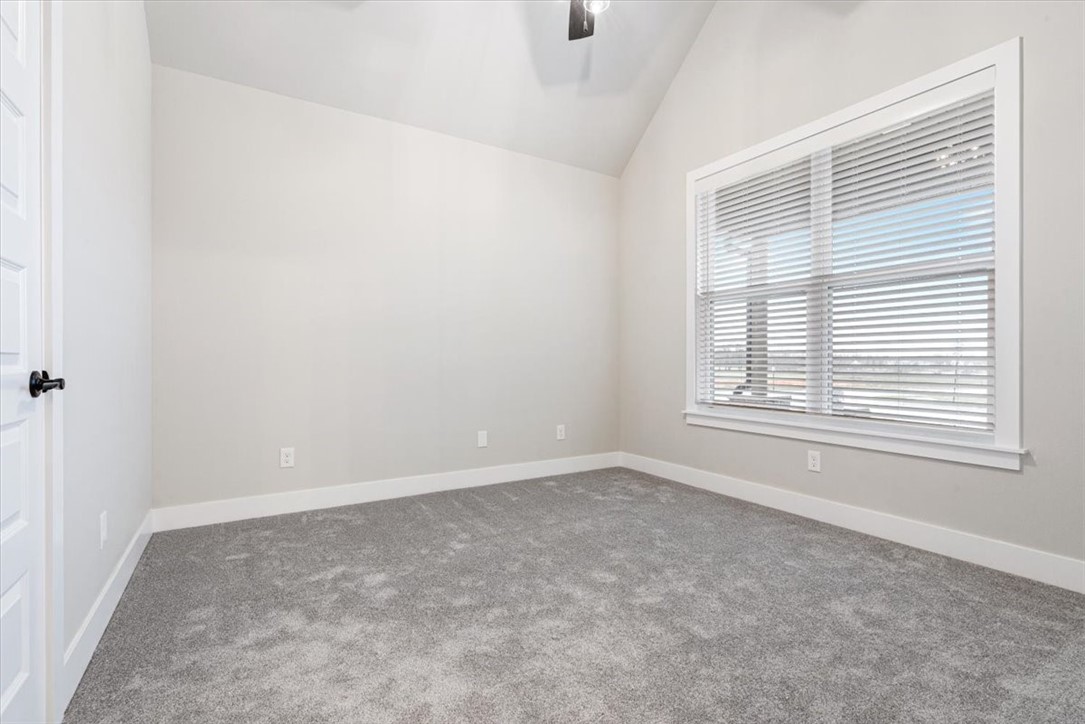 1271 Red Maple Street