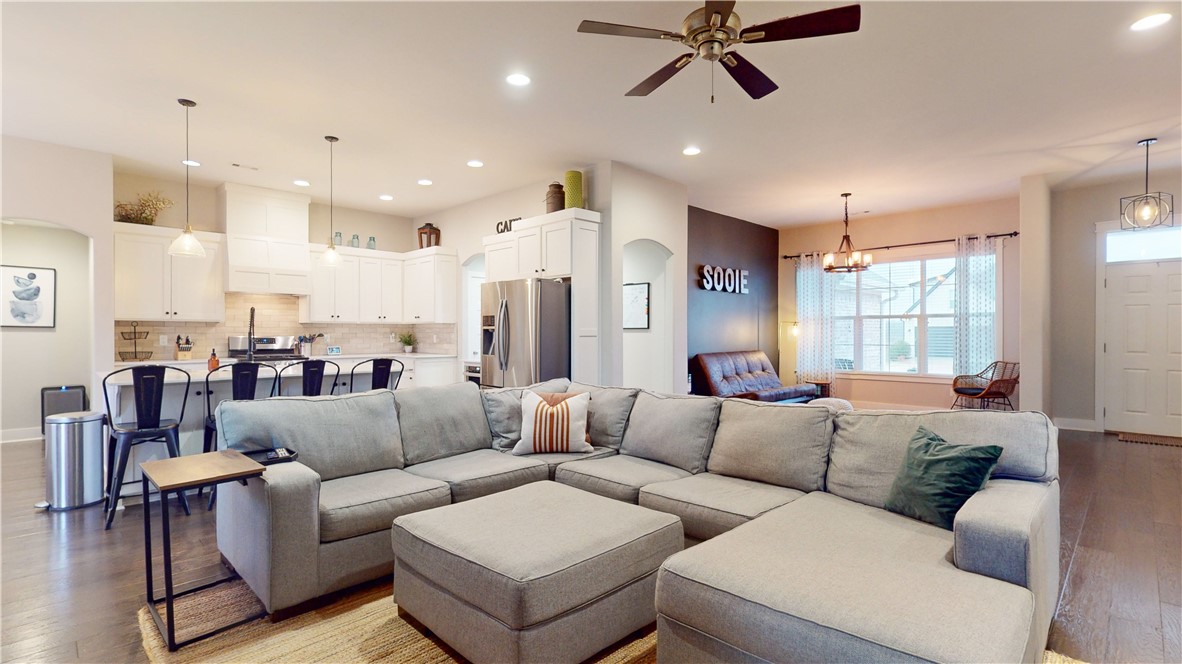 4800 W Crossvine Drive