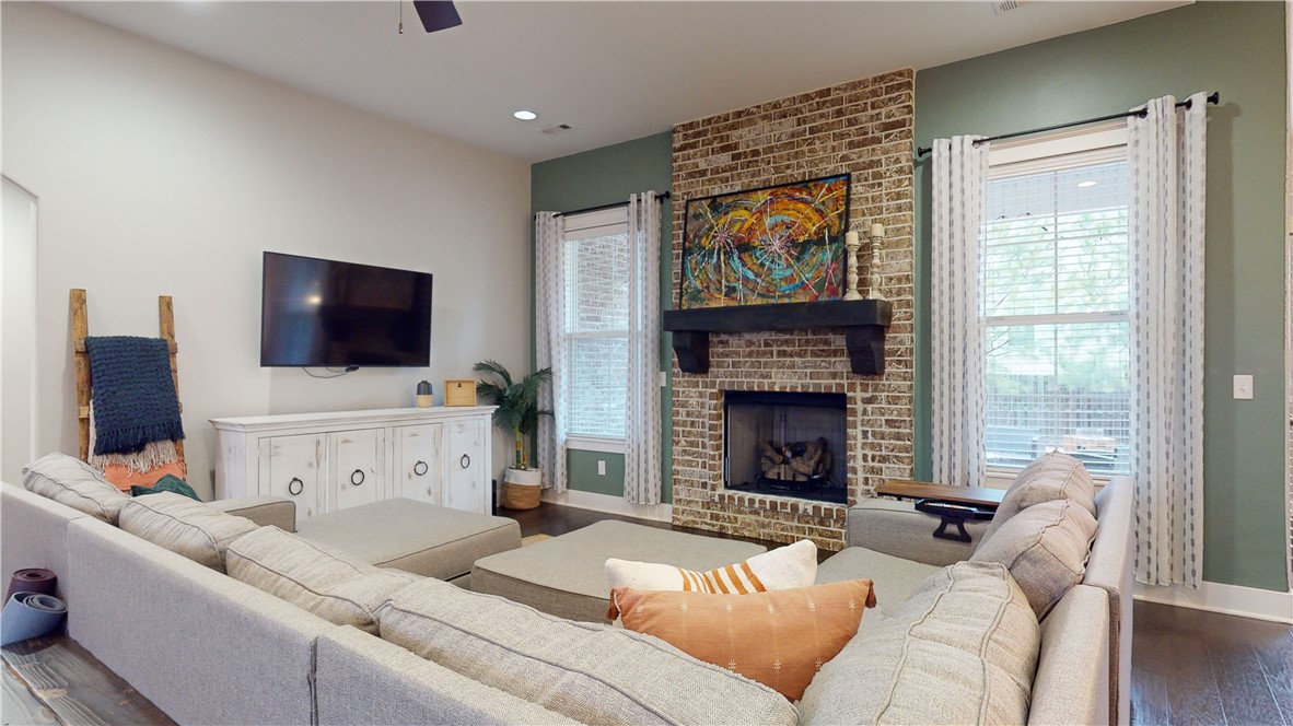 4800 W Crossvine Drive