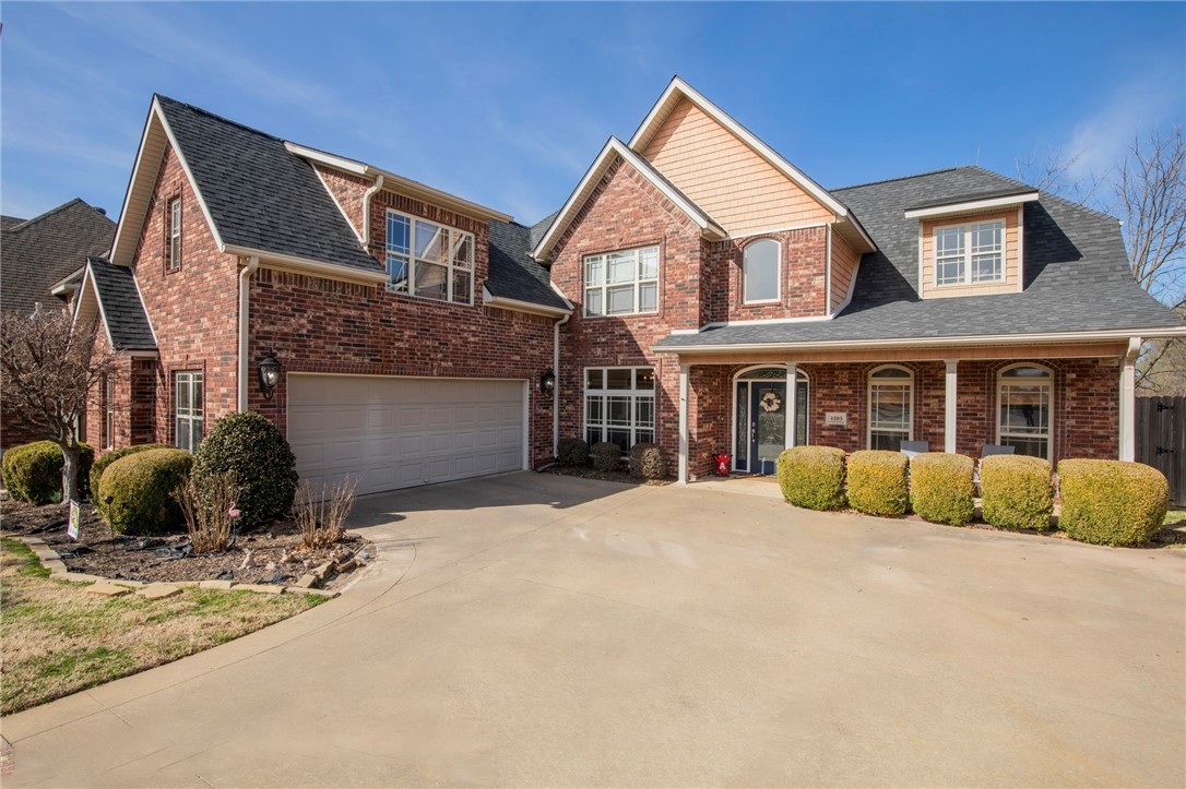 4203 W Pleasant Drive