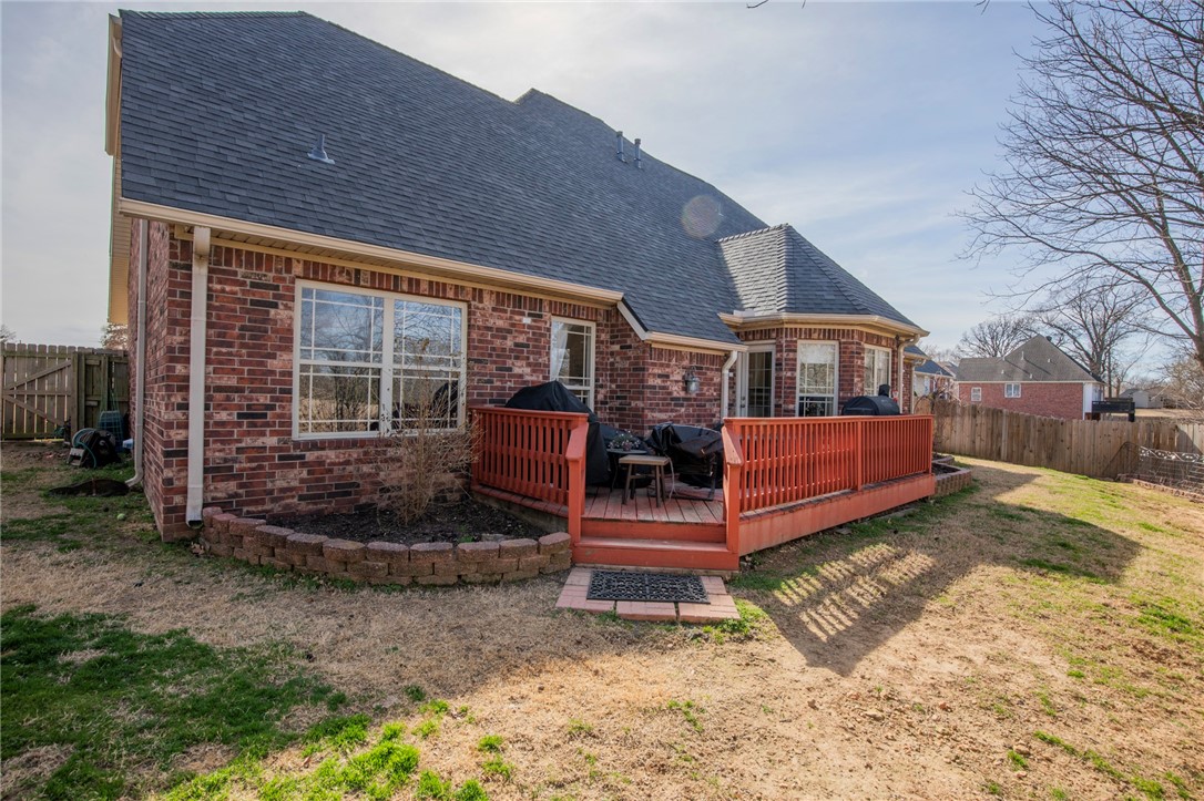 4203 W Pleasant Drive