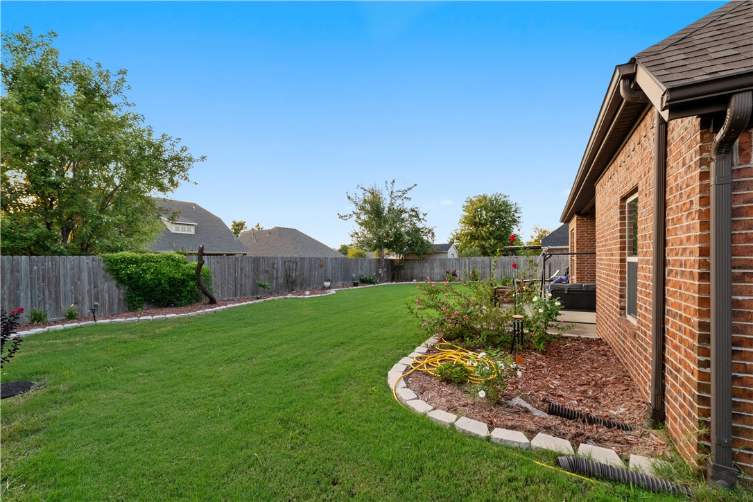 4002 SW Summerbrook Street