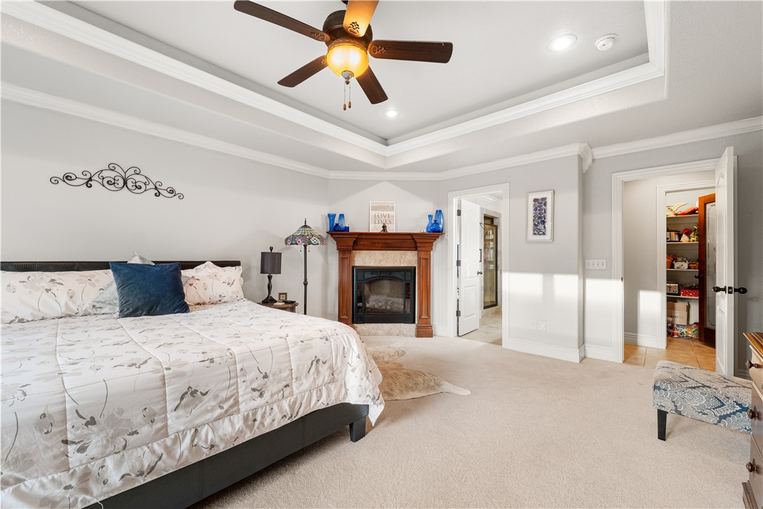 4002 SW Summerbrook Street