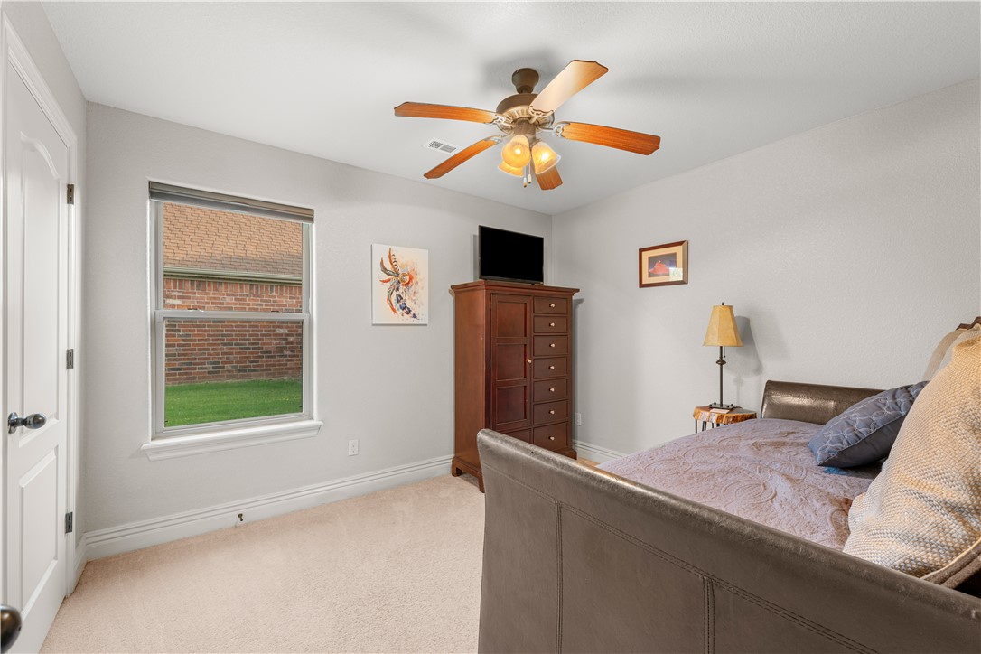 4002 SW Summerbrook Street