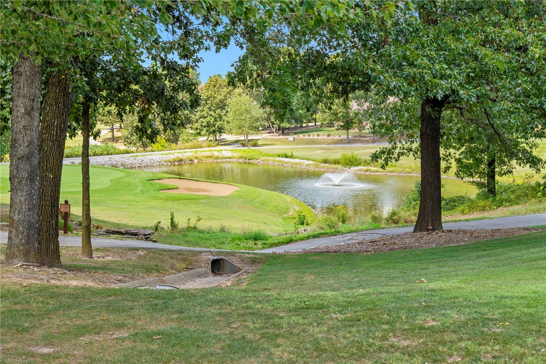 4 Troon Lane