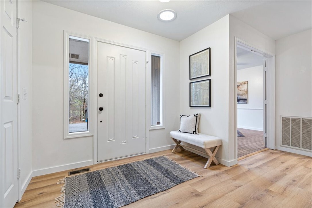 8 Tarland Lane