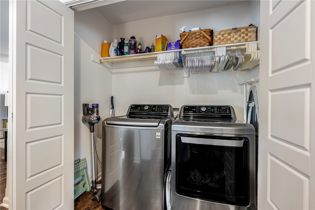 817 S Parrot Lane