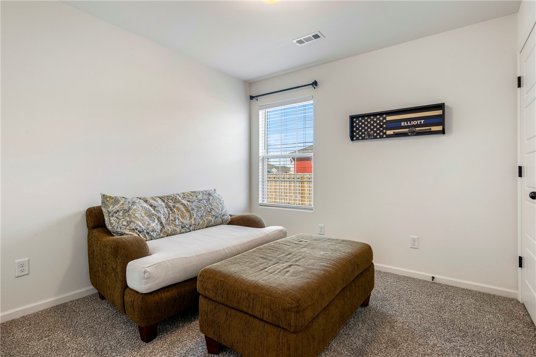 817 S Parrot Lane