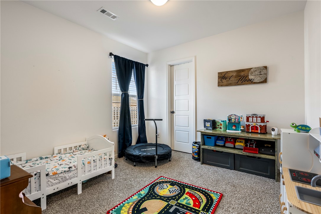 817 S Parrot Lane